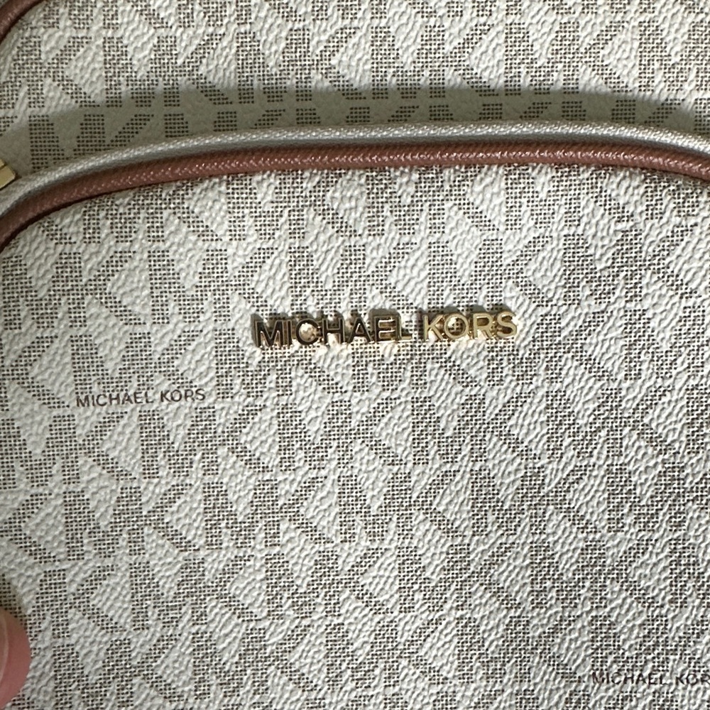Michael Kors Tan and Cream Crossbody Bag - Picture 2 of 5